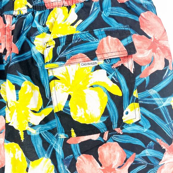 Calvin Klein Mens Tropical Hawaiian Hibiscus Print Quick Dry Swim Trunks Size L - Picture 8 of 9